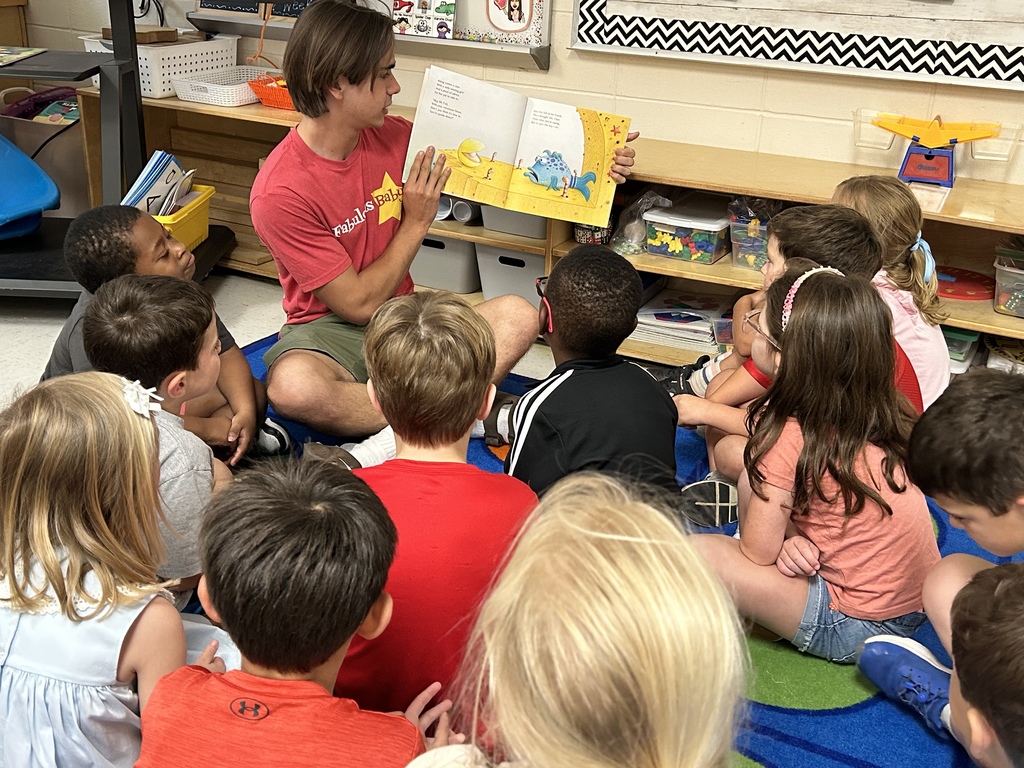 JES V is for Vistor Z-A Prek Countdown 4