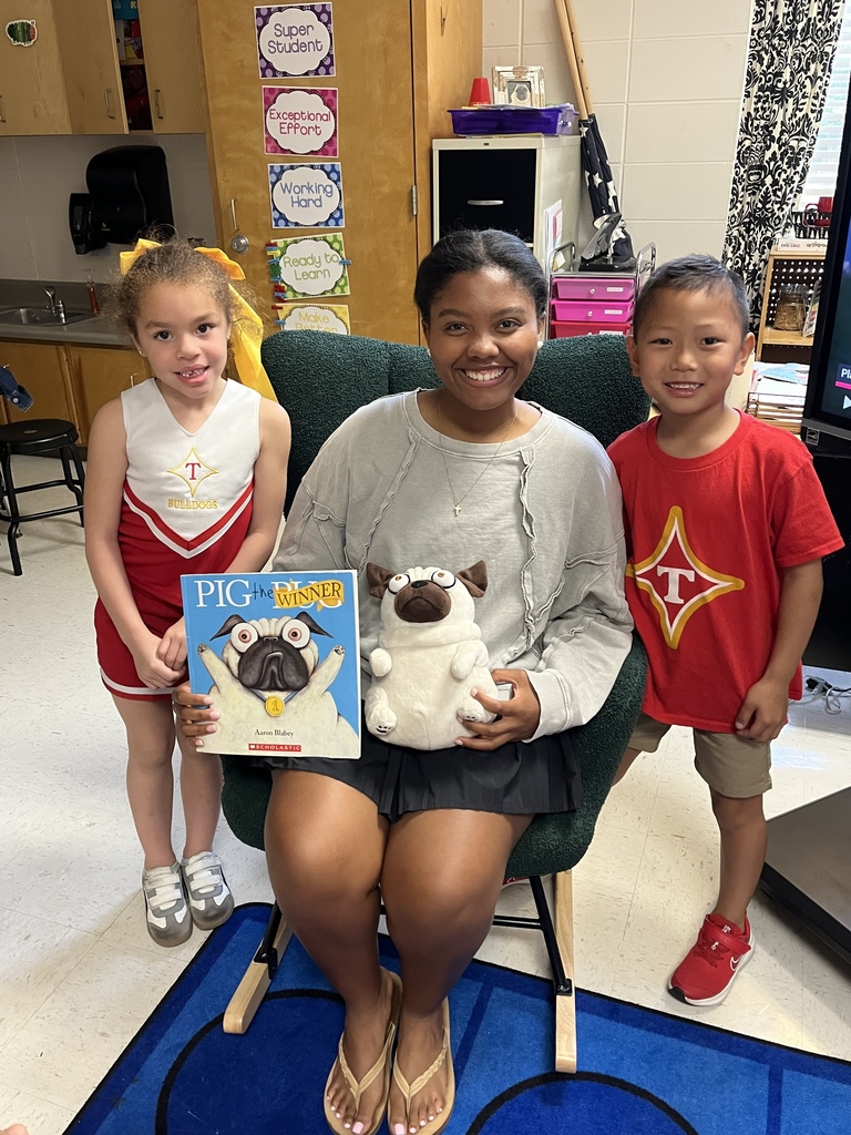 JES V is for Vistor Z-A Prek Countdown 2