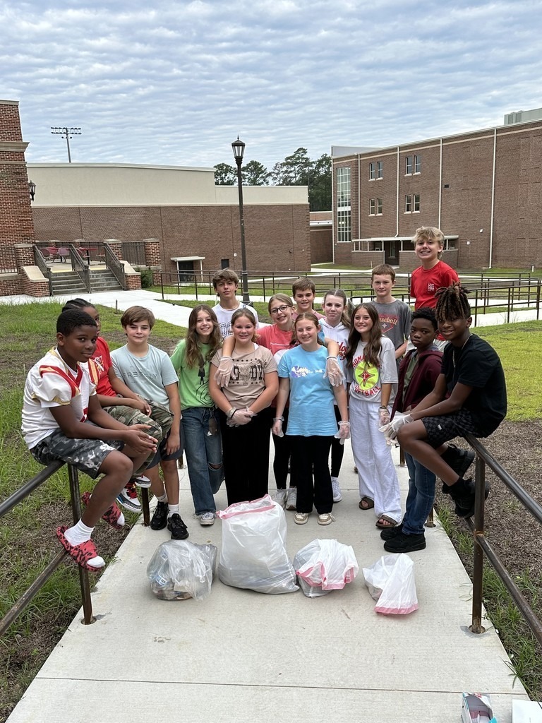 SA & THS NHS Campus clean up with Knopp Leadership Class 2