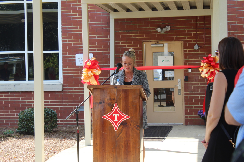 TCS SBHC Ribbon Cutting Sep 2025  6