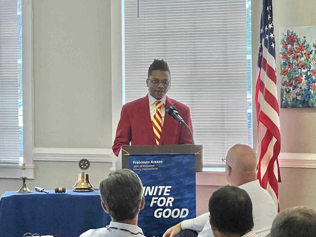 THS/SA Desean Bryant Thomasville Rotary Club Student of the Month 1