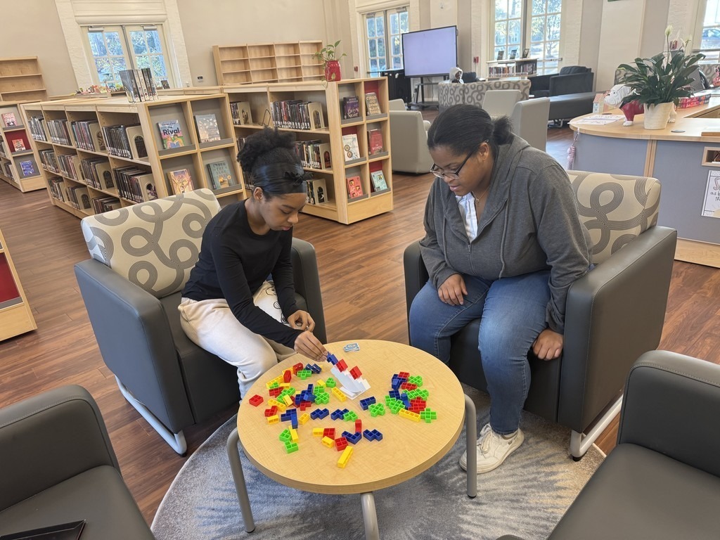 THS Library is BACK! 2