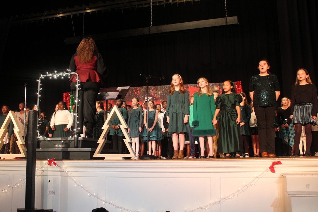 HES/JES Christmas Program 6