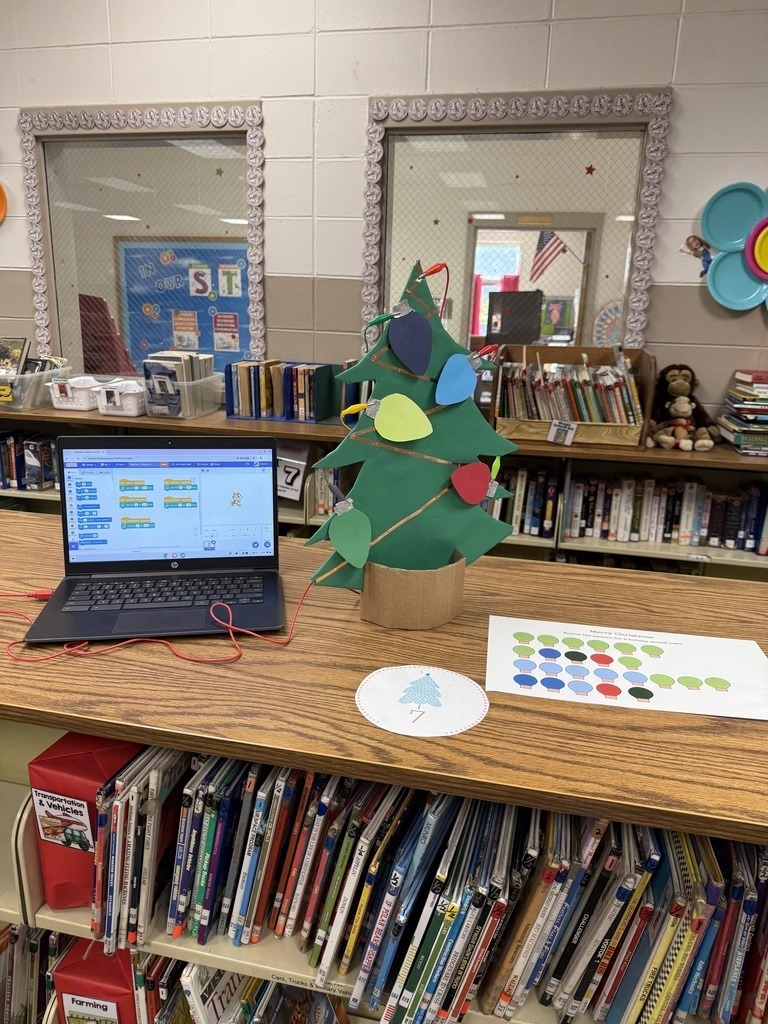 JES Library Christmas Tree Contest  5