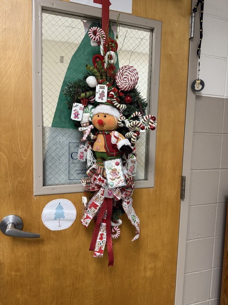 JES Library Christmas Tree Contest  1