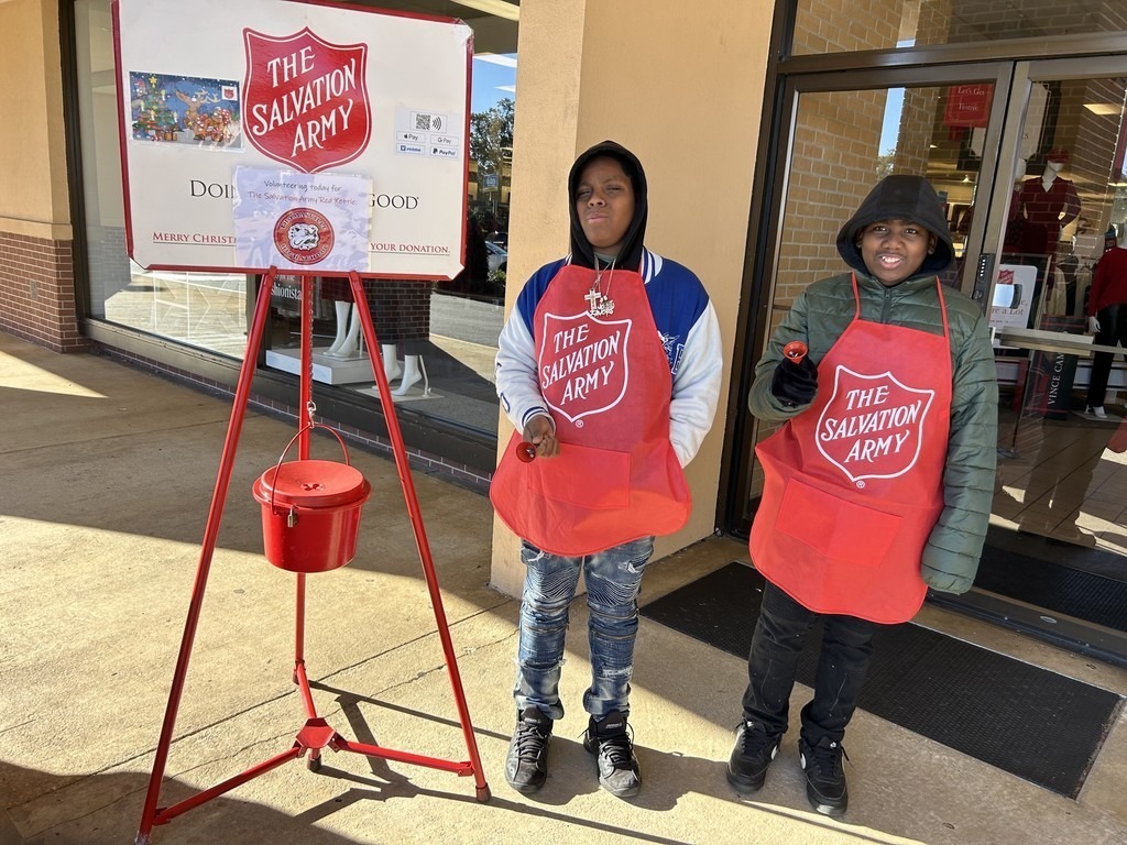 THS Bulldogs Giving Back 1