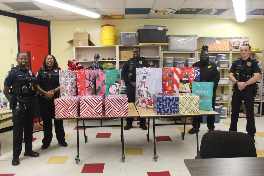 Operation Bulldog Cheer with TPD/SROs