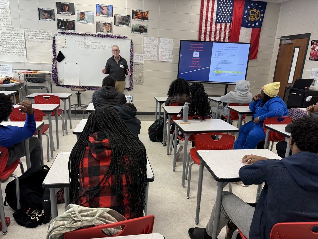 THS Officer Brettel and SRO Williams 3