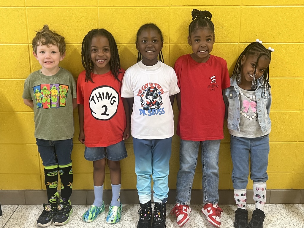 Dr. Seuss Dress Up