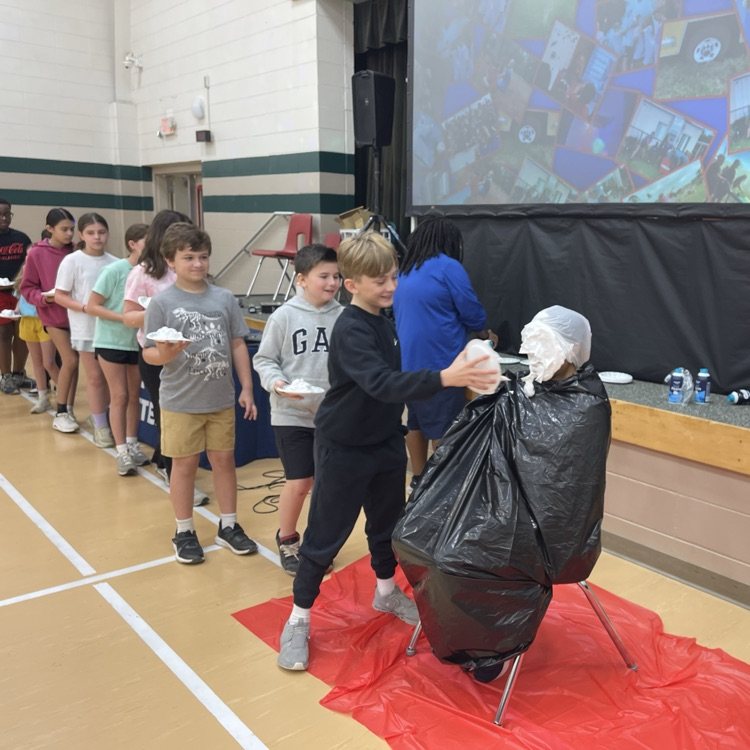 Boosterthon Pie in the face 