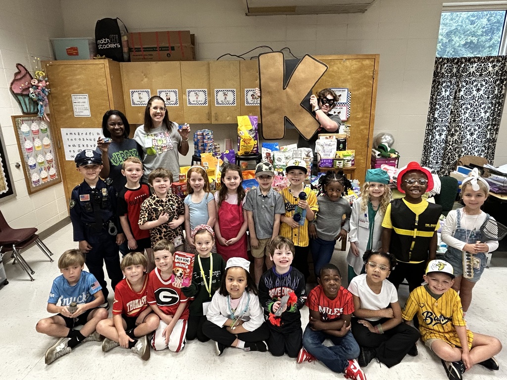 JES Kindergarten 200 Thomasville Birthday Acts of Kindness - Humane Society 9