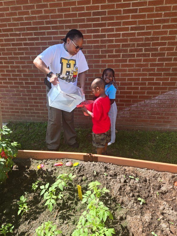 HES Prek Spring Garden 4