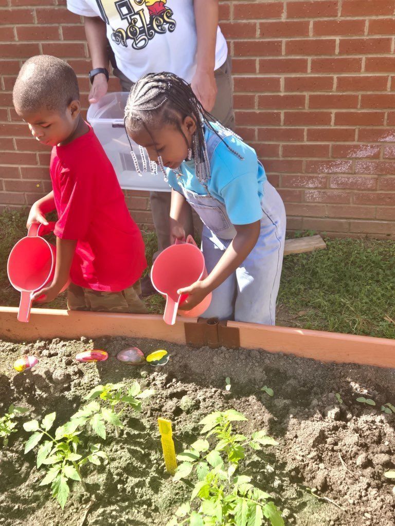 HES Prek Spring Garden 1