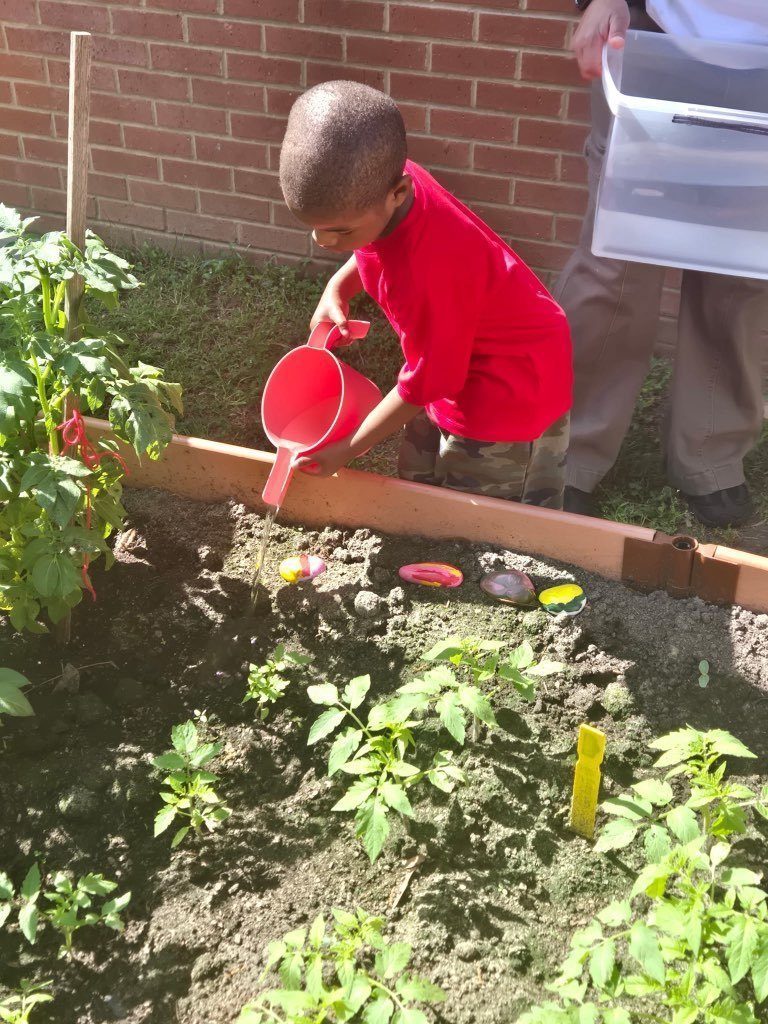 HES Prek Spring Garden 3