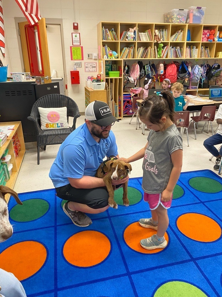 JES Kindergarten backwards ABC (V for Vistor) Tville Humane Society 5