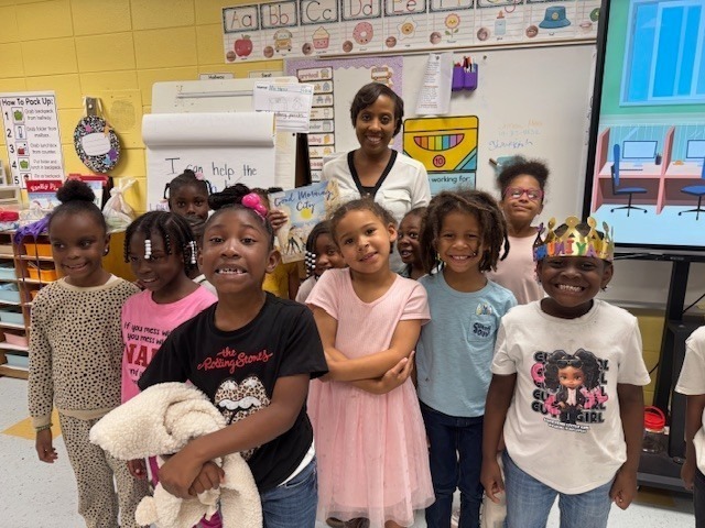 Geogia Cities Week  - City of Thomasville  Reads to Elementaries 4