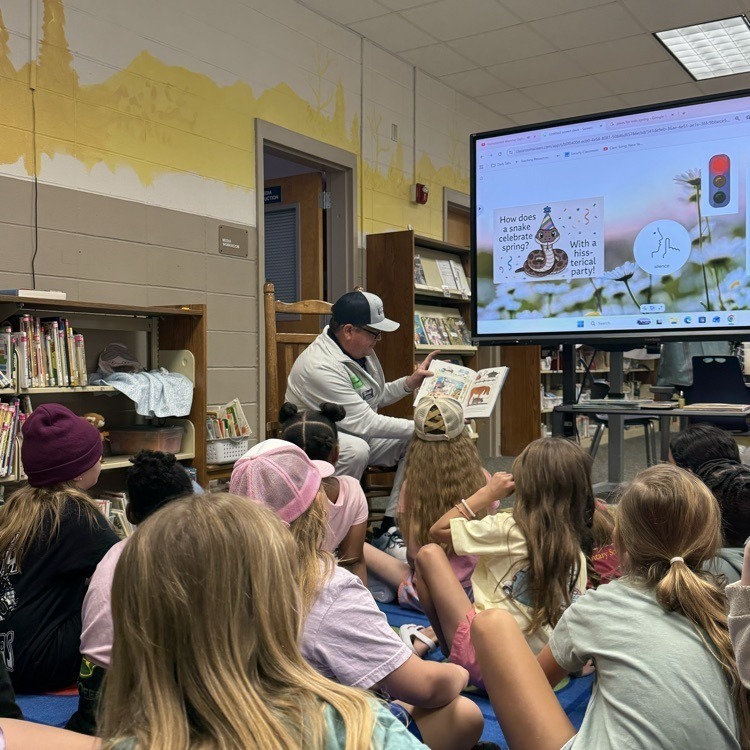 Geogia Cities Week  - City of Thomasville  Reads to Elementaries 7