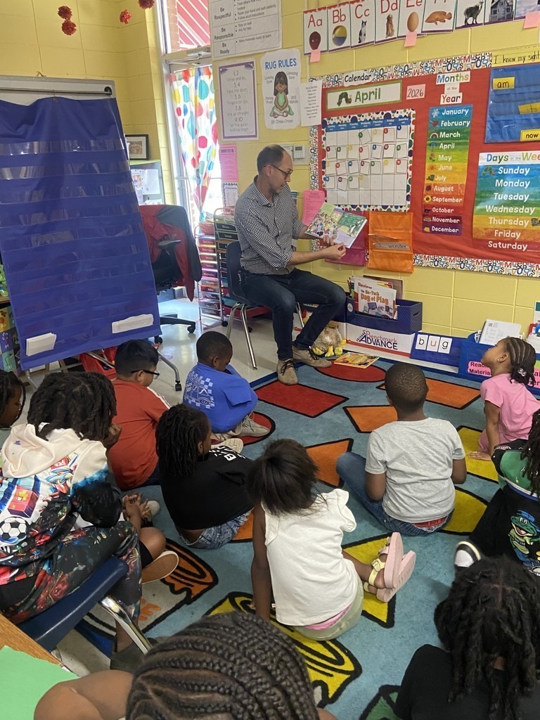 Geogia Cities Week  - City of Thomasville  Reads to Elementaries 2