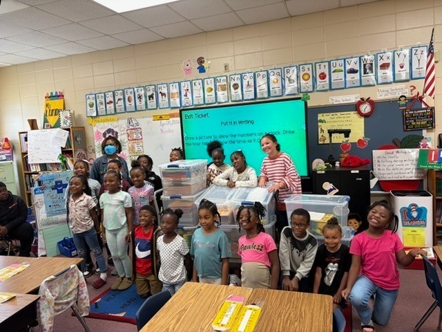 THS/SA/HES Caroline Sanders 1st Grade Art Supply Drive 3