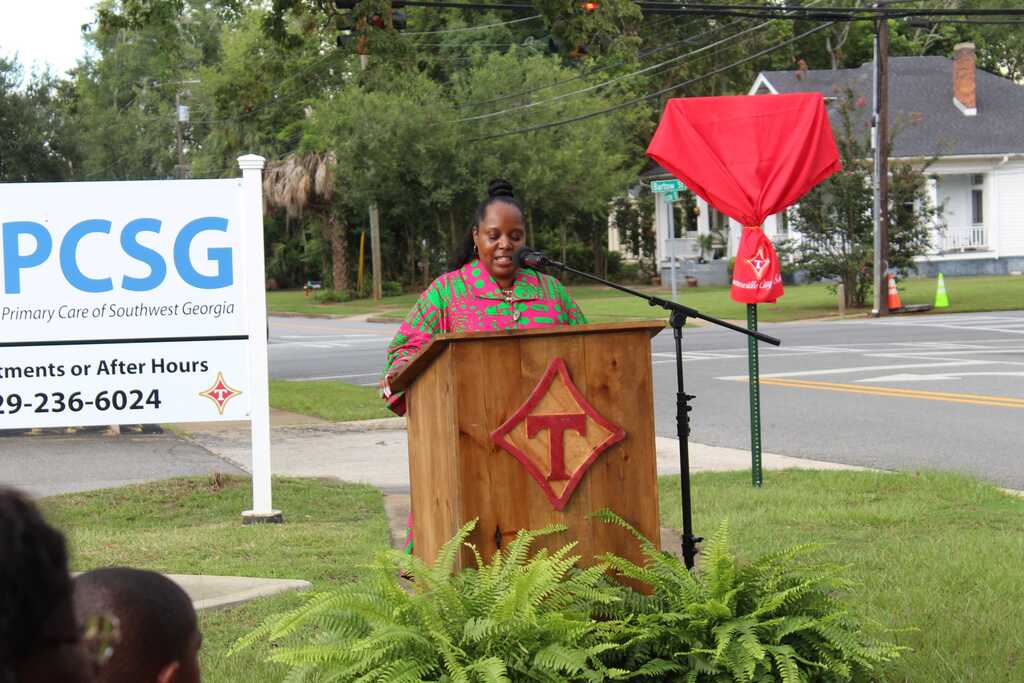 Shoutout Saturday for our Dr. Hazel T Jones Way at HES 4