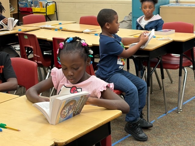 We love to read!
