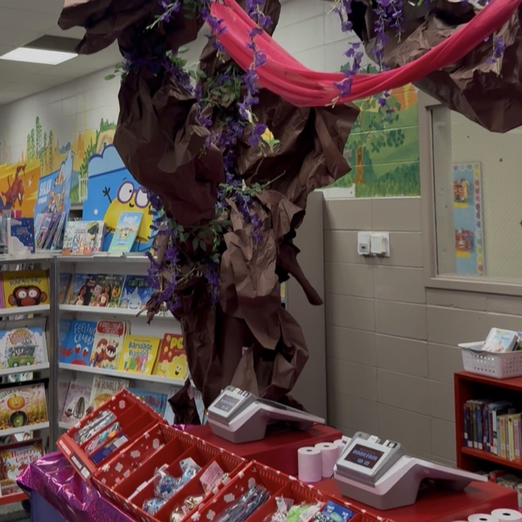Book Fair Alice in Wonderland