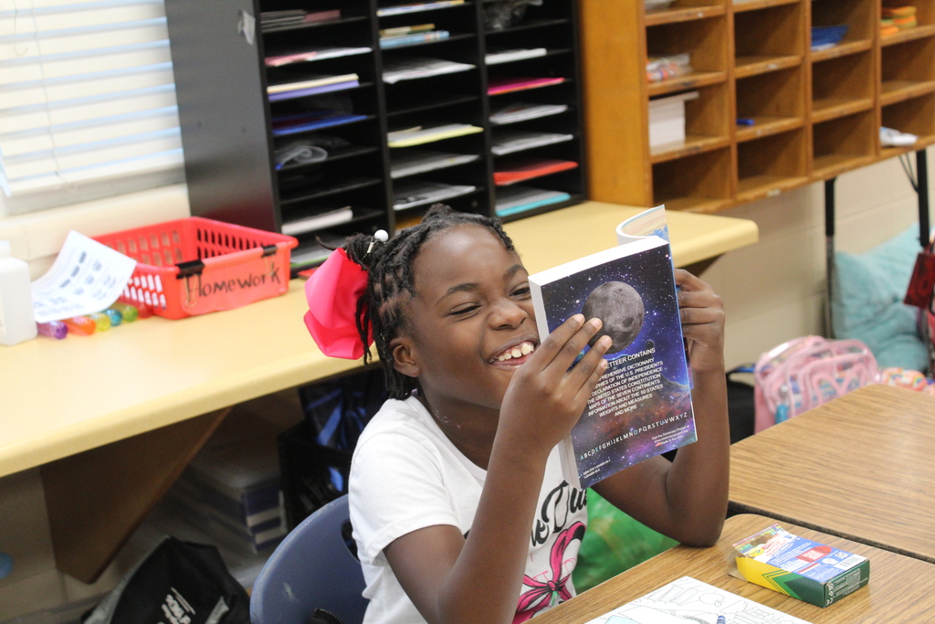 We love to read!