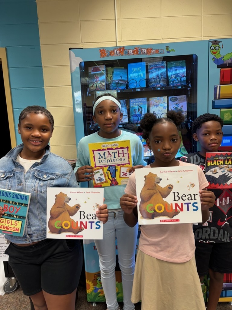 We love to read!