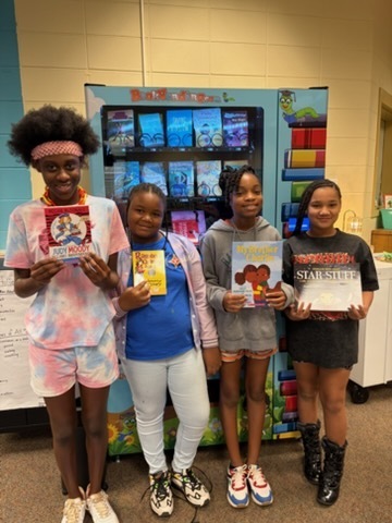 We love to read!