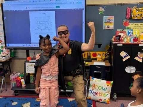 HES Sgt. Langston Super Ponytail Harper Readers 7