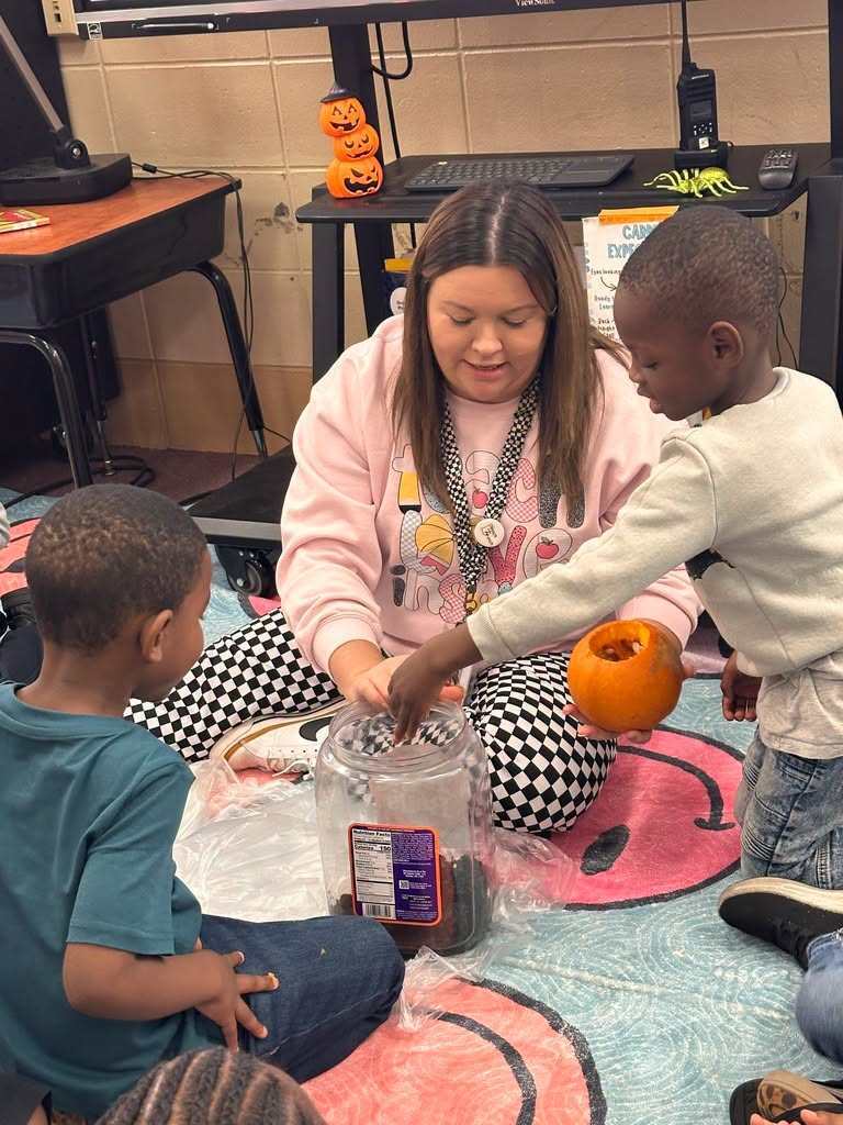 HES Kindergarten Pumpkins Science 2