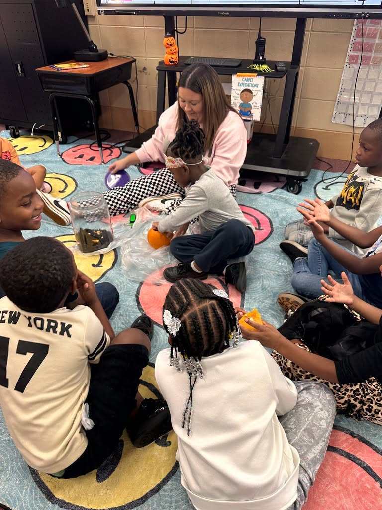 HES Kindergarten Pumpkins Science 6