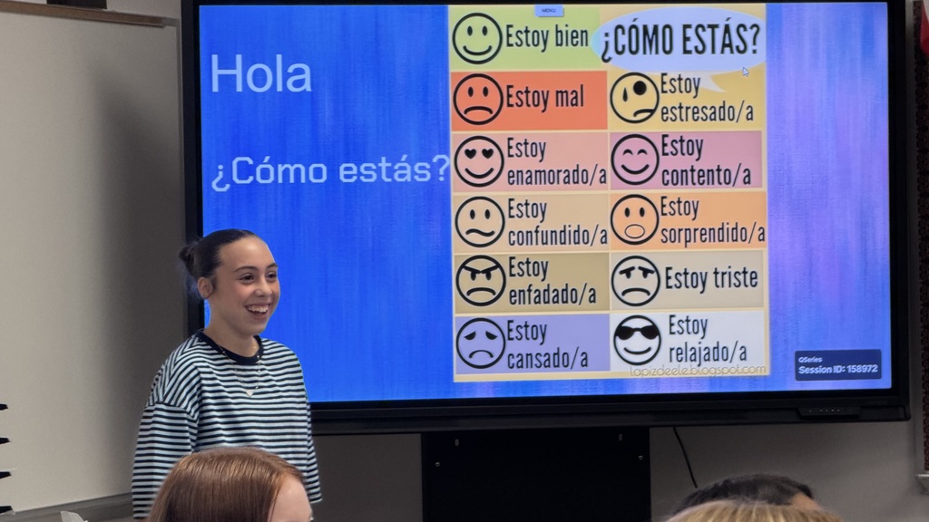 Our 7th grade students in Introduction to Spanish are learning how to respond to the question, “¿Cómo estás?” (How are you?) and express different emotions and feelings in Spanish!  They are building their vocabulary while practicing real-world communication skills.  We love seeing our students engaged, learning, and having fun with a new language! ¡Muy bien, Tigers! 🐯💜
