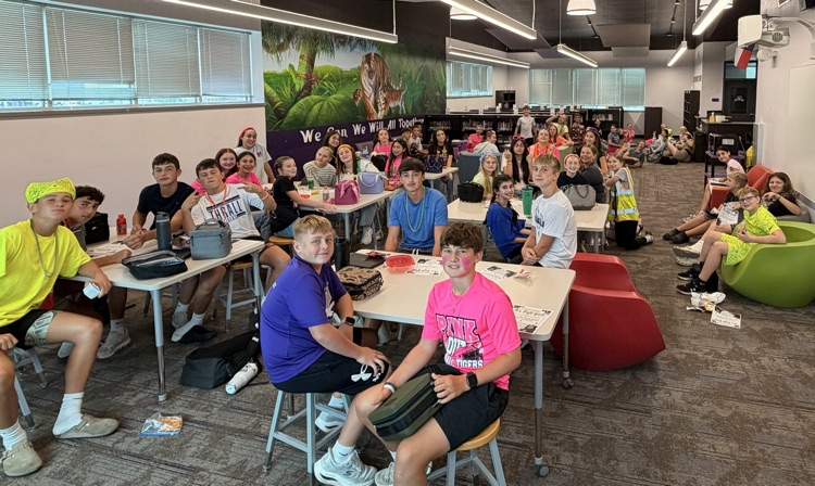 Today, our National Junior Honor Society and Student Council held their first lunch meeting! We’re excited to see these outstanding students step into leadership, service and school involvement. 💜