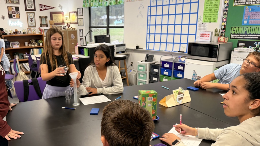 Our 6th grade scientists were busy in the lab exploring mass, volume and density! Students conducted hands-on experiments, took measurements, collected data, and used their observations to better understand how mass, volume, and density are related. We love seeing our students learning by doing, asking questions, and putting their science skills to work!