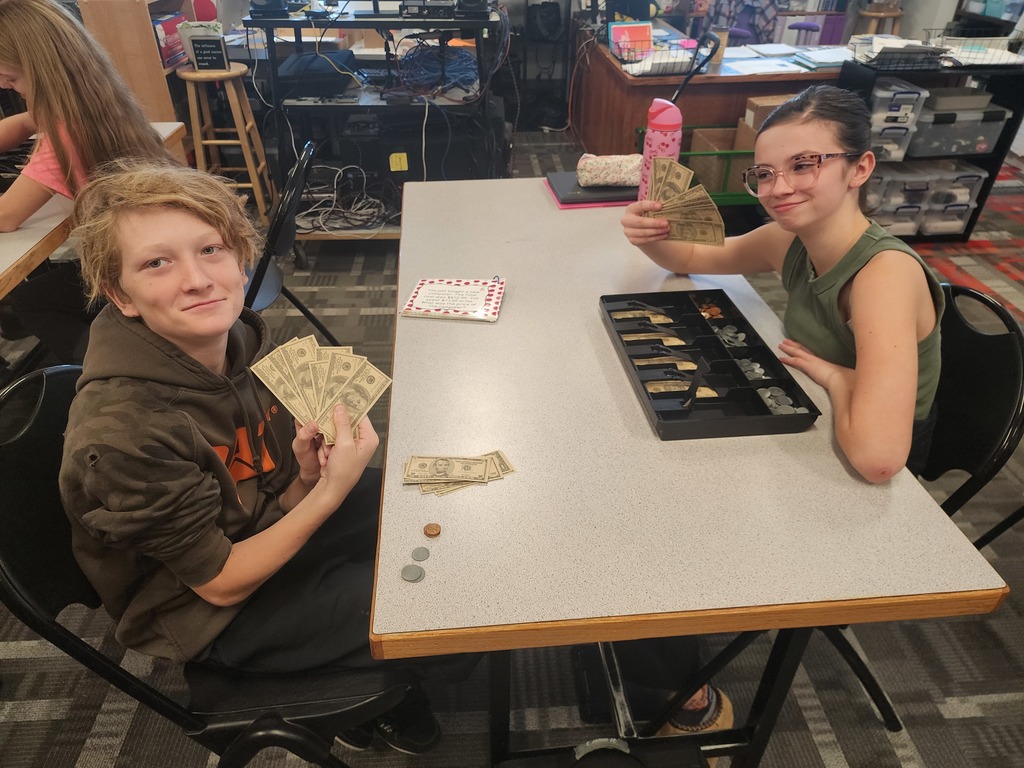 7th Graders Counting Change