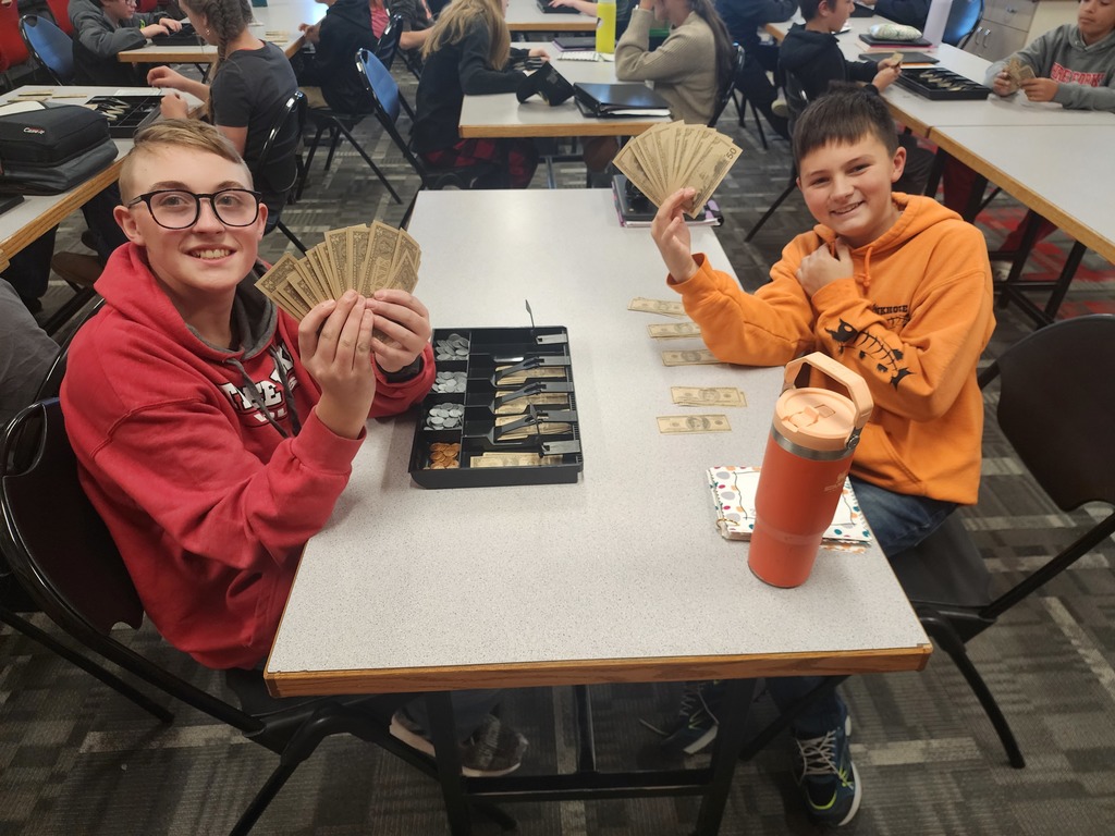 7th Graders Counting Change