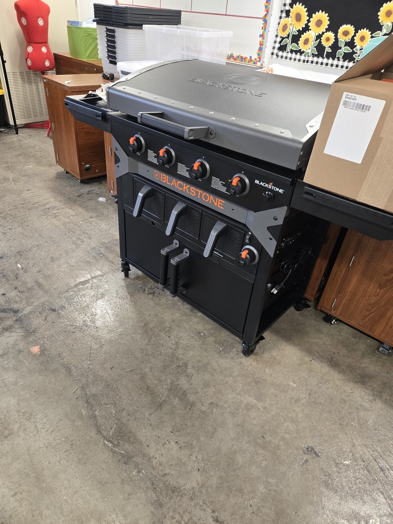 we received our Blackstone grill today. it arrived on a pallet. The kids worked reading and following directions to assemble it today!