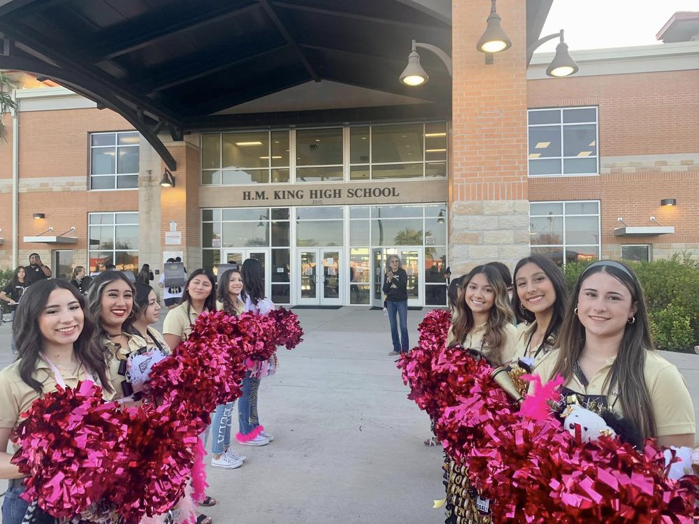 Beautiful send-off for our Special Olympians-Heart of the Brahmas