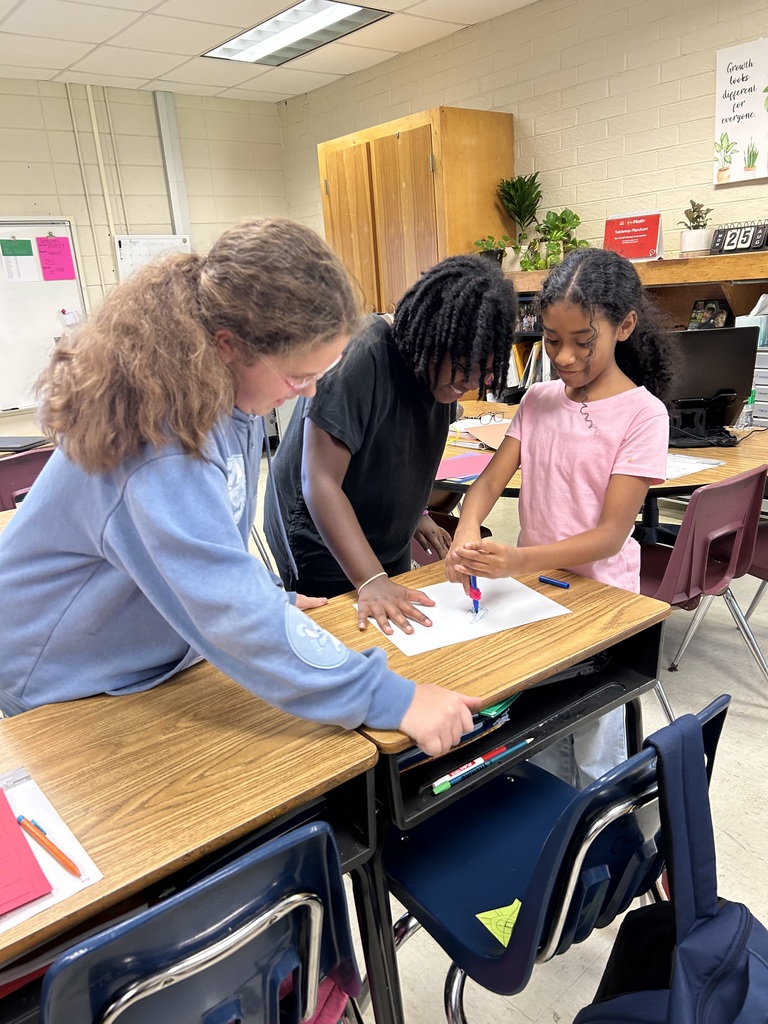 Students using seismographs.