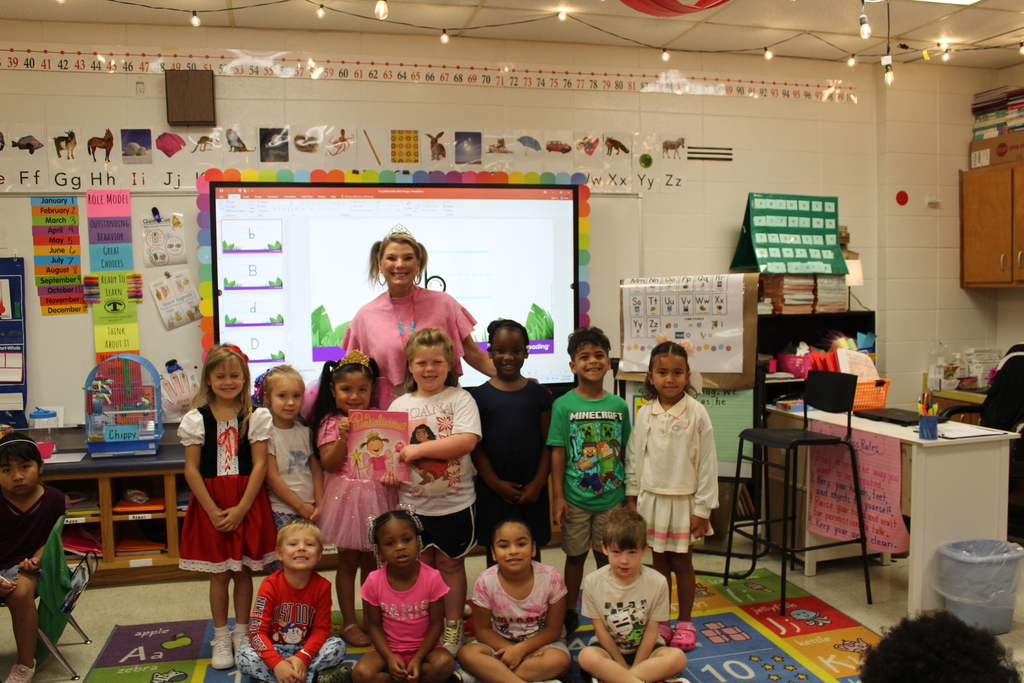 Kindergarten GA Reads Day/Book Character Dress up! 