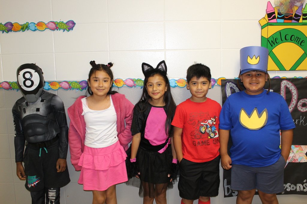 Dress up like a book character and GA Reads Day!