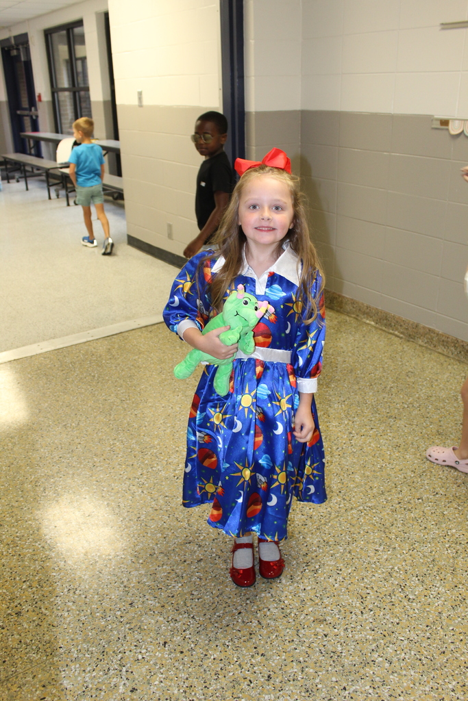 Dress up like a book character and GA Reads Day!