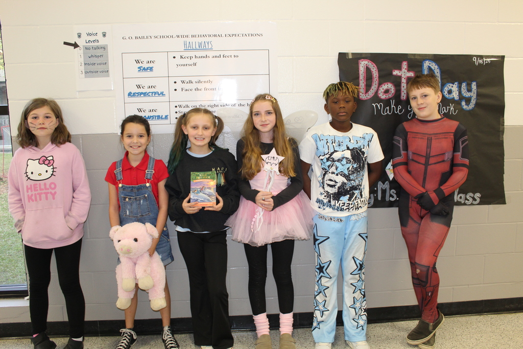 Dress up like a book character and GA Reads Day!