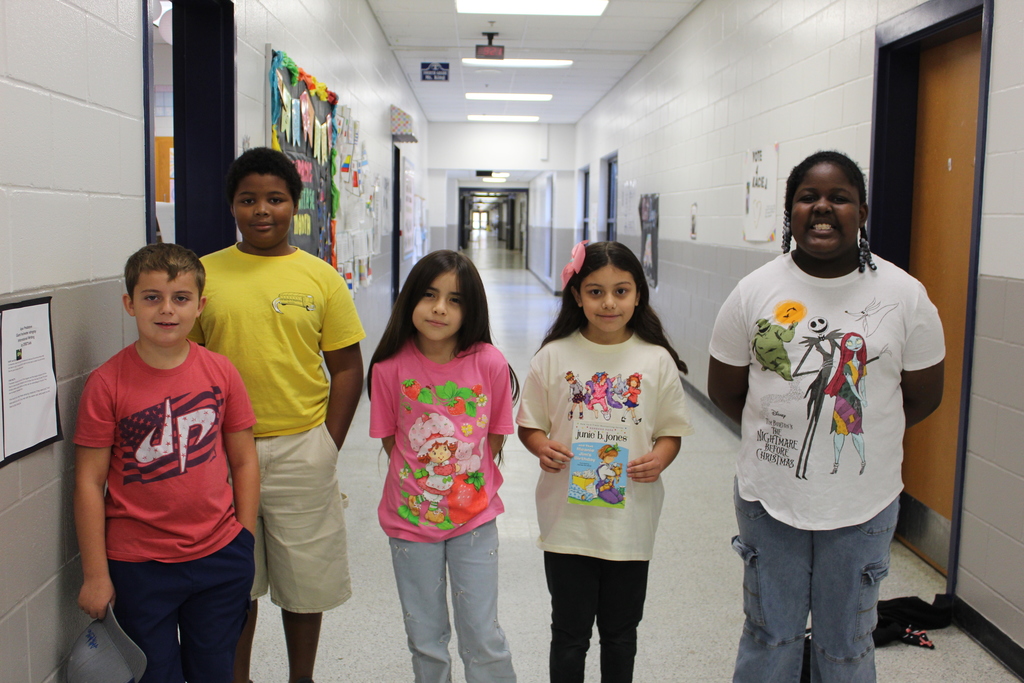 Dress up like a book character and GA Reads Day!