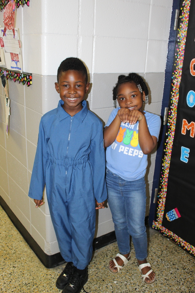 Dress up like a book character and GA Reads Day!
