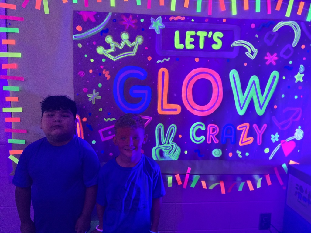 glow party