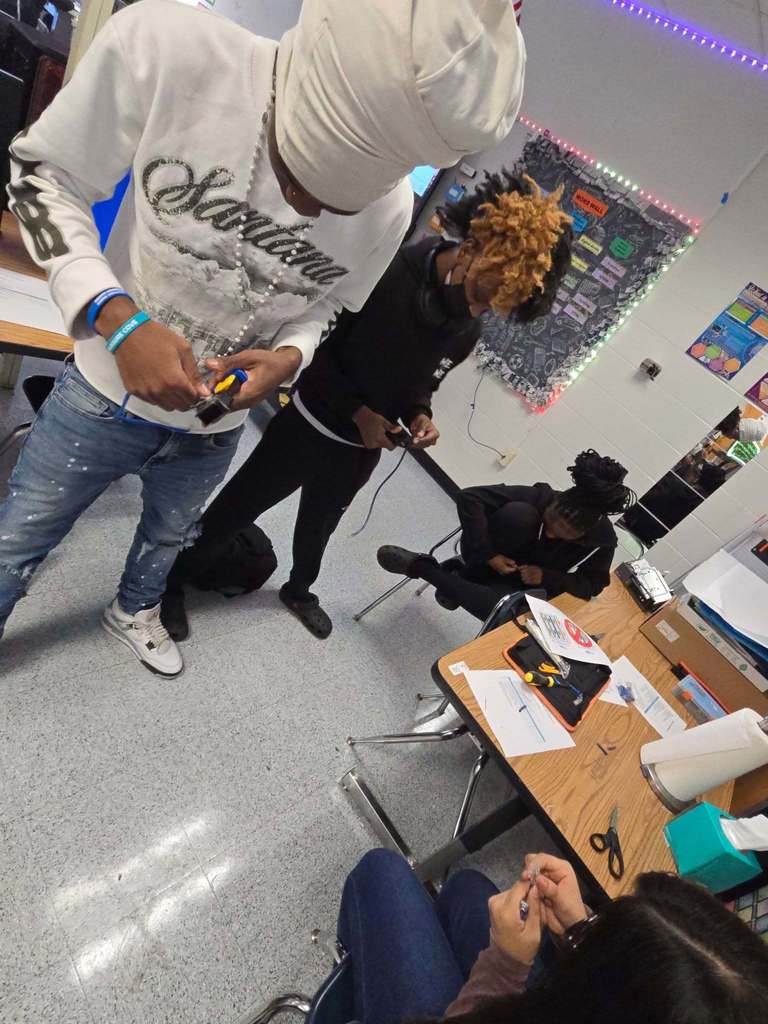 Intro to Hardware Technology 1