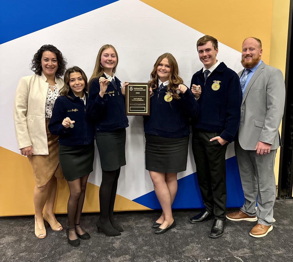 Agricultural Communications Team (2)