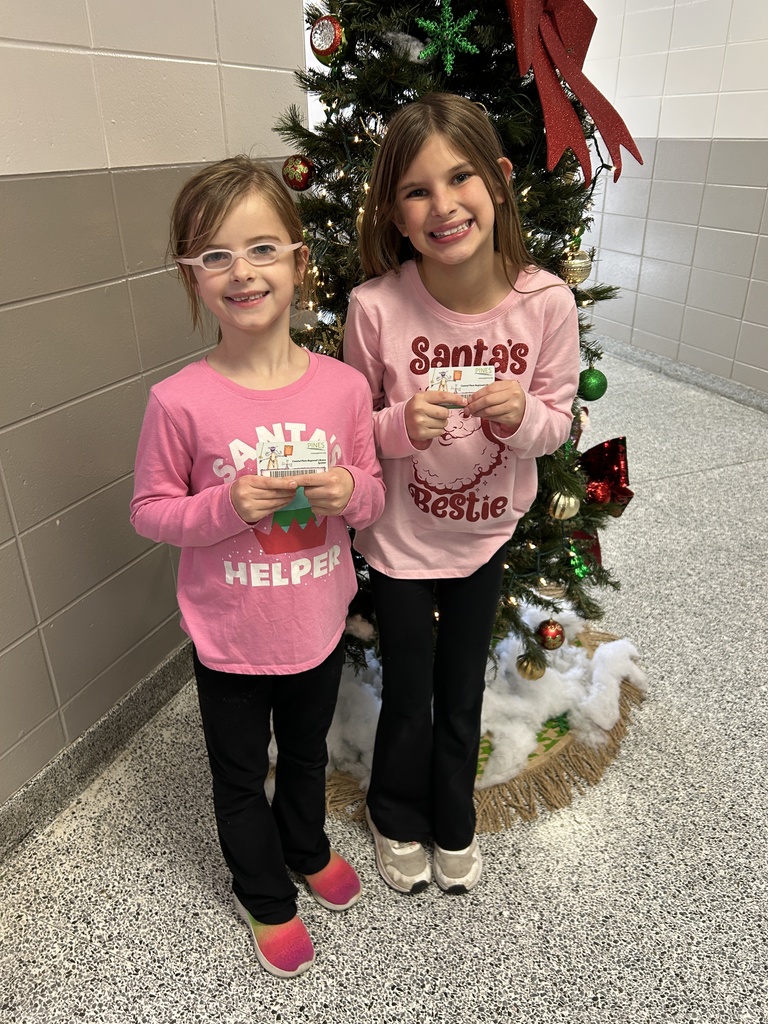 These sisters got a new library card! 